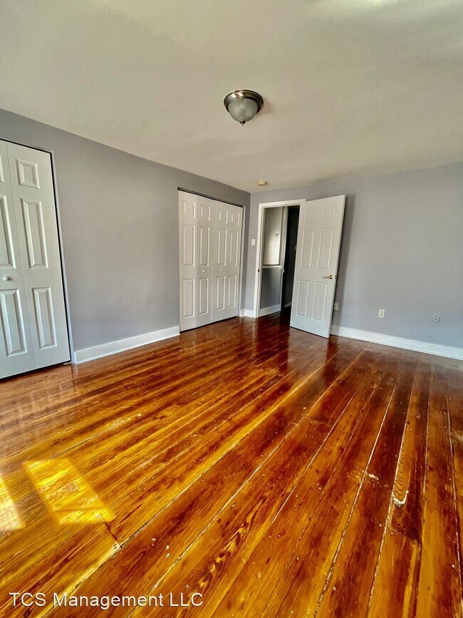 Building Photo - 2 br, 1 bath House - 109 West Girard Avenu...
