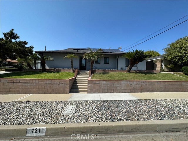 Building Photo - 731 La Serna Ave