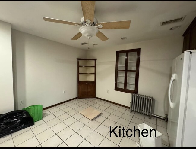 Building Photo - 130 Wilson Ave