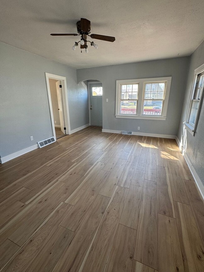 Foto del edificio - Waterloo 2 Bedroom House