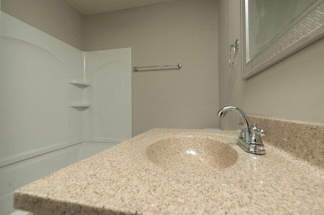 Foto del edificio - 216 Morehead Rd