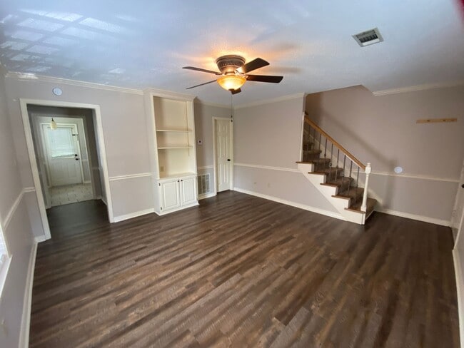 Building Photo - 2BD / 2.5BA FOR RENT