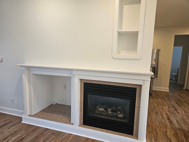 Foto del edificio - Park Ridge in Fircrest rental home - 4 bed plus den 3 bath-  2 story home - Available NOW!