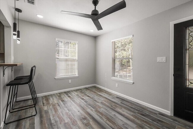 Foto del edificio - Baltic Avenue