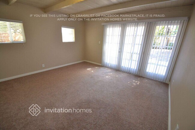 Foto del edificio - 22054 Crespi St