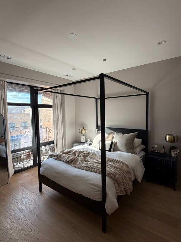 Foto del edificio - 1335 N Western Ave