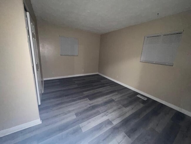 Foto del edificio - 9507 E 39th Pl