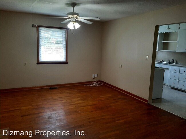 Building Photo - 2 br, 1 bath House - 833 W. Jean St