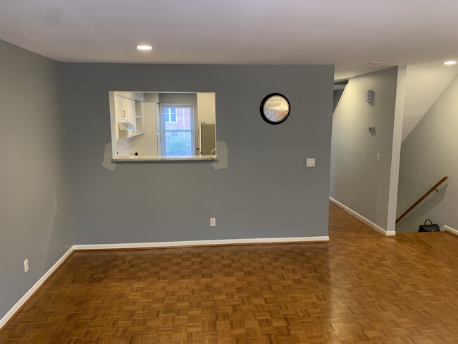 Building Photo - 2119 Fulton Ave