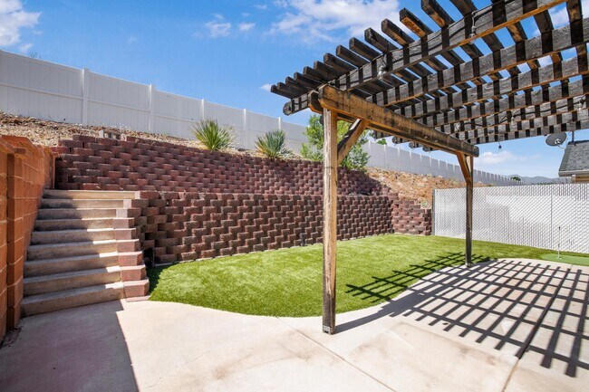 Foto del edificio - 146 S 1930 W