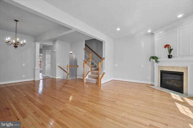 Building Photo - 2503 Bronze Stone Pl