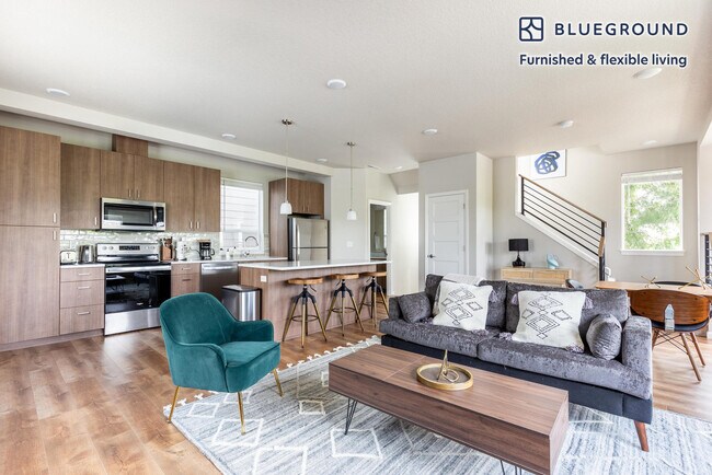 Foto del edificio - 6080 SE Woodstock Blvd