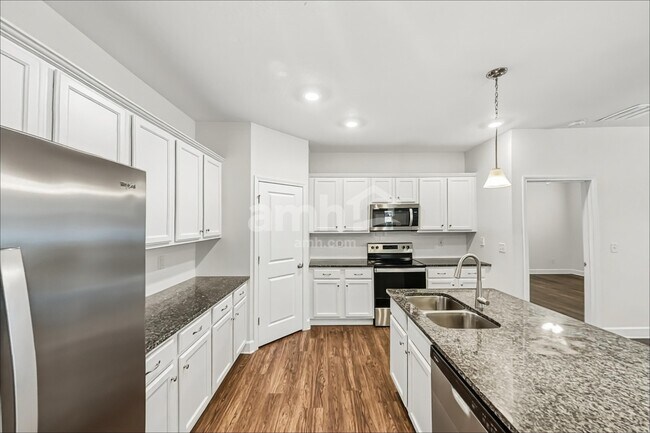 Building Photo - 219 Windsong Acres Rd