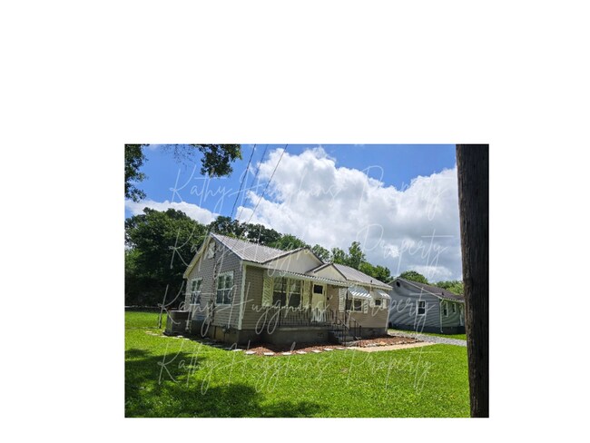 Building Photo - 613 Hill St