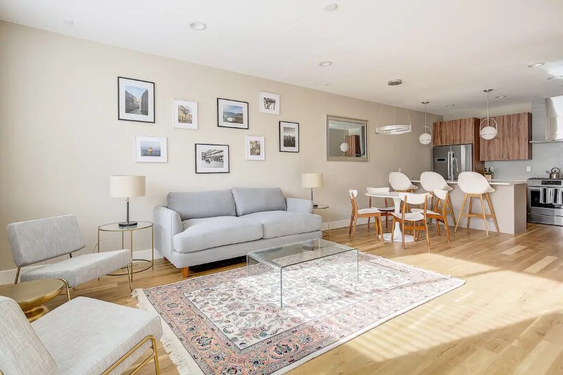 Foto principal - 786 Bellaire St