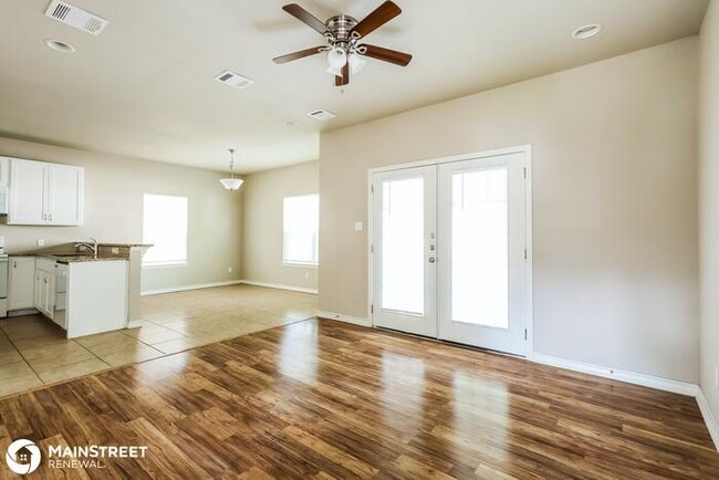 Foto del edificio - 13 Oak Plaza, San Antonio, TX 78216