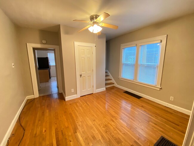 Foto del edificio - Indianola Ave 2567-2569 WACPM