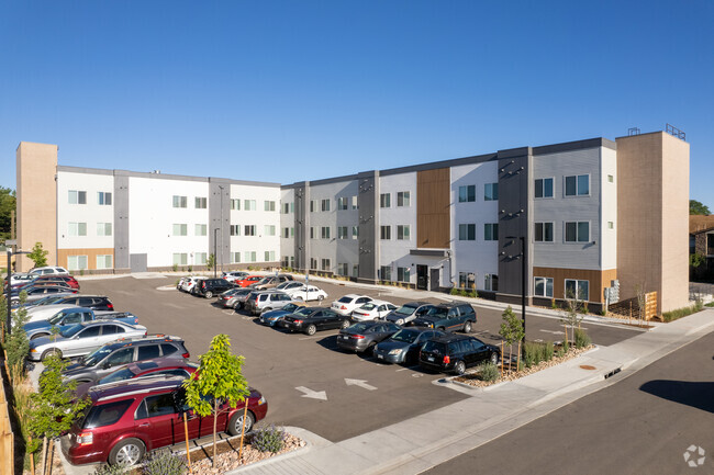 Foto del edificio - Lynwood Senior Apartments