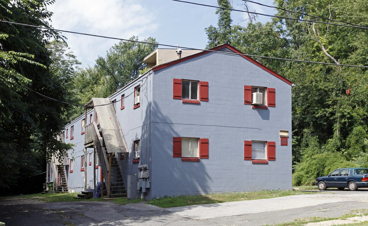 Building Photo - 3005-3007 E Franklin St