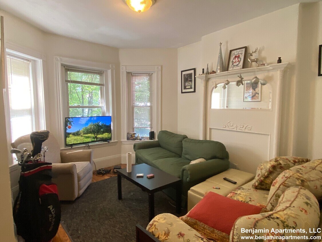 Foto principal - 84 Brighton Ave