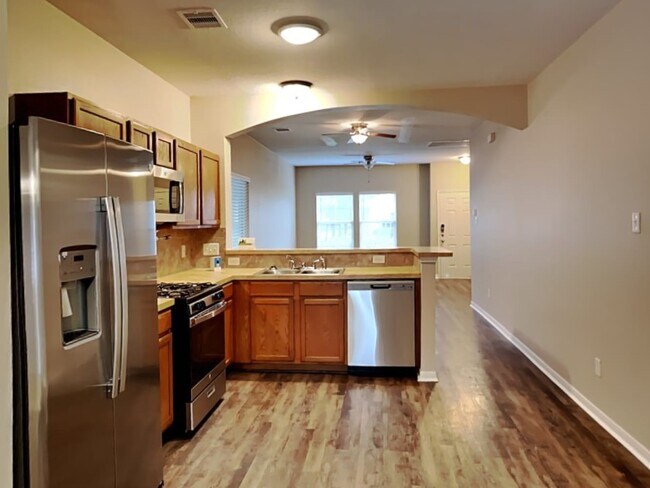 Foto del edificio - 20618 Sycamore Crest Ln