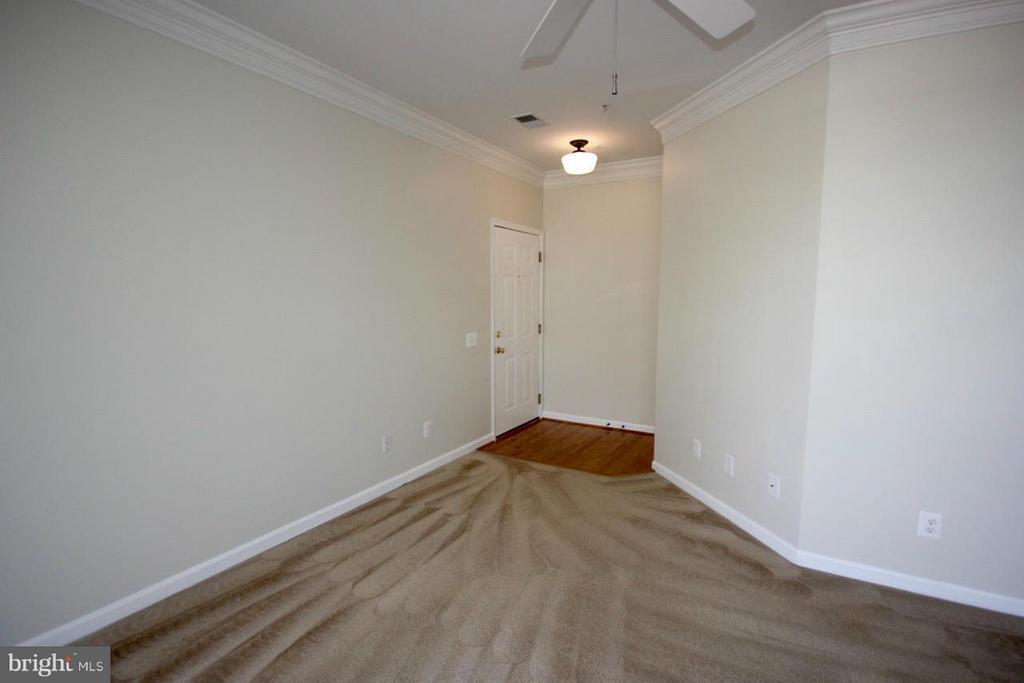 Primary Photo - 1714 Osage St