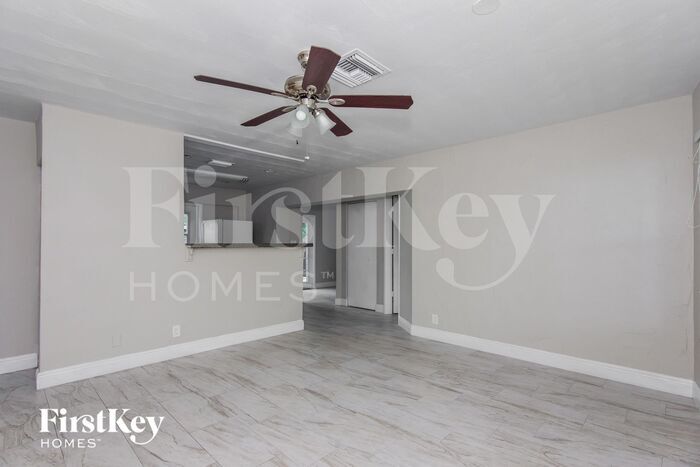 Primary Photo - 1524 NE 31st Ct