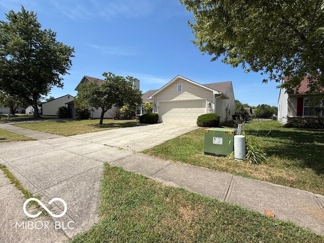 Foto del edificio - 5901 Sycamore Forge Dr