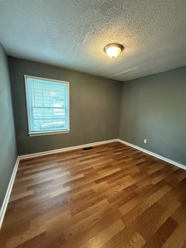 Building Photo - 63 Wilkes Cir