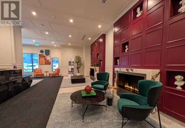 Building Photo - 180 Front St E