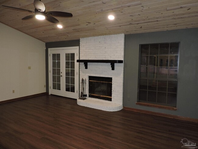 Building Photo - 3223 Windmill Cir