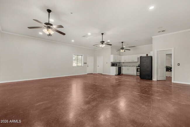 Foto del edificio - 2266 E Willis Rd