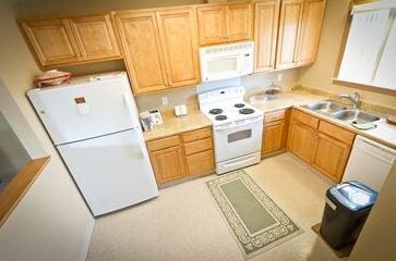 Cocina - Ewing Square Townhomes