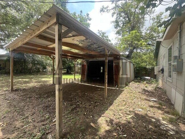 Foto del edificio - 3 Bed 1 Bath home for rent!