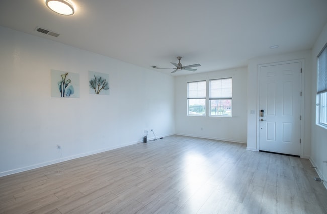 Photo - Amazing Natomas 3/2.5 - Waiting For You!  ... House