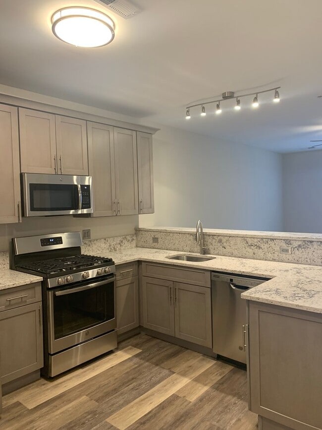 Interior Photo - One Dutchess