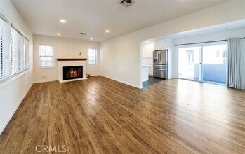 Building Photo - 11613 Haynes St