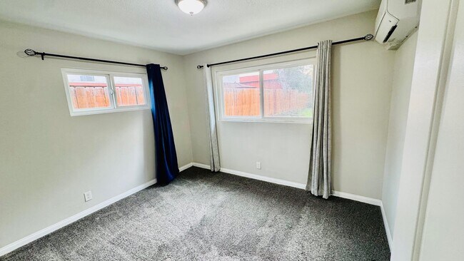 Foto del edificio - 803 Gamble St