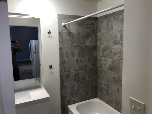 Foto del edificio - 3730 Henderson Ford Rd