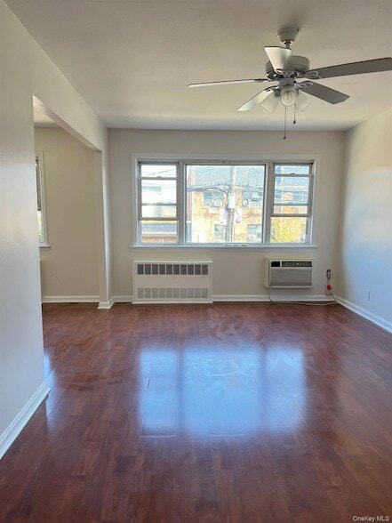 Primary Photo - 40-10 102nd St