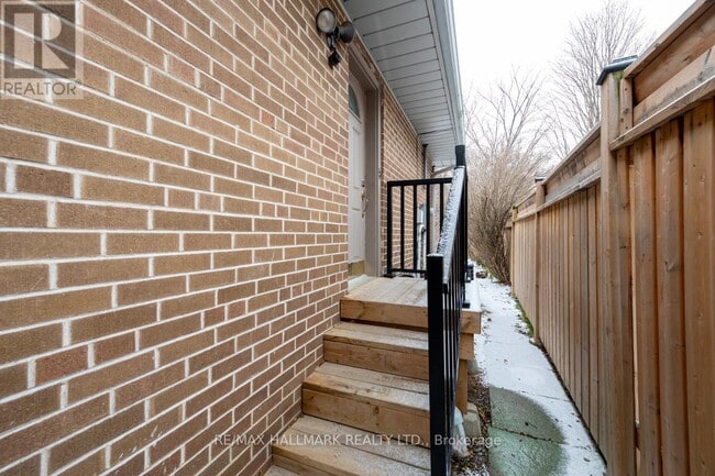 Photo du bâtiment - 3 Minorca Pl