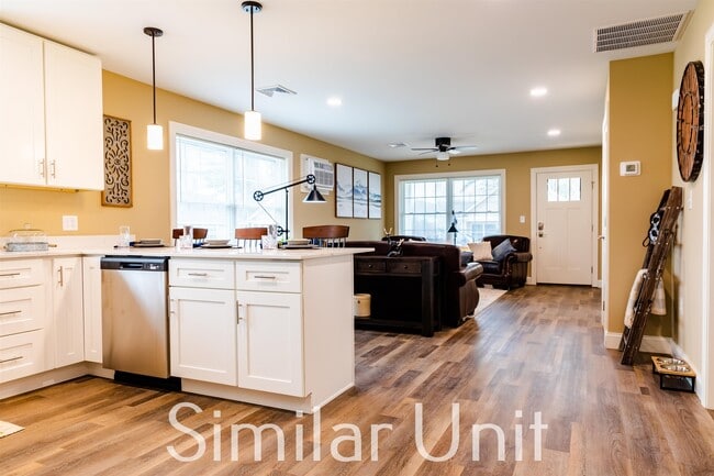 Building Photo - 61 Judy's Wy