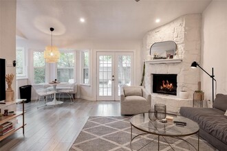 Building Photo - 4601 Candletree Ln