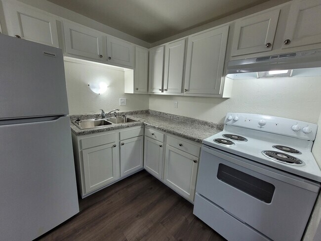 Foto del edificio - 545 Spinnaker Ln