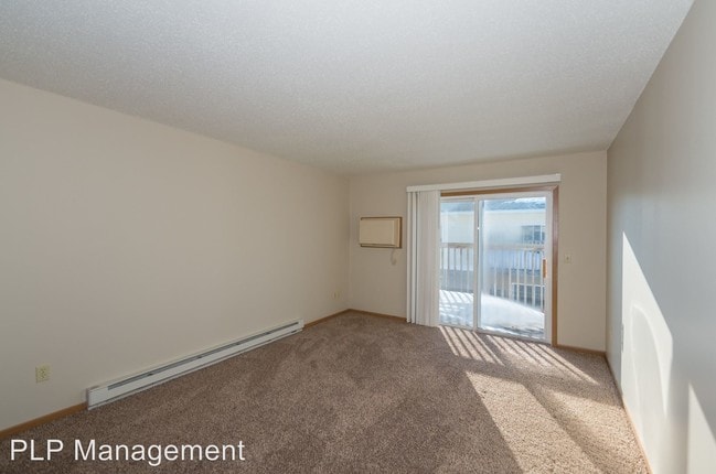 Building Photo - 3 br, 2 bath Apartment - 3577 13th Ave N