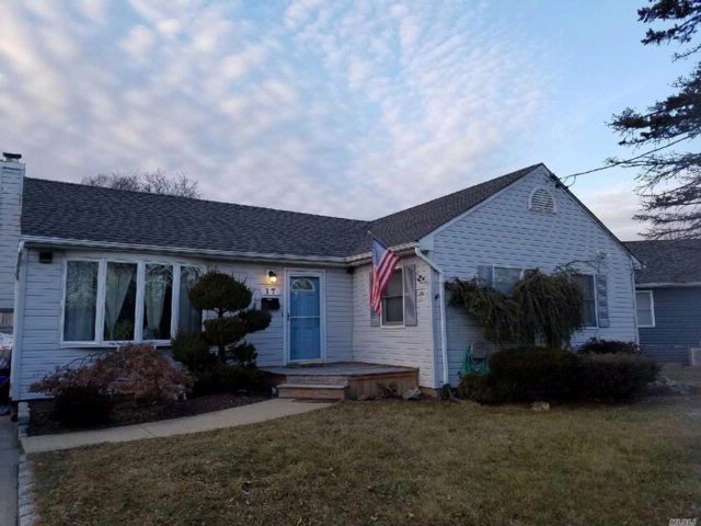 Primary Photo - 17 Bradish Ln