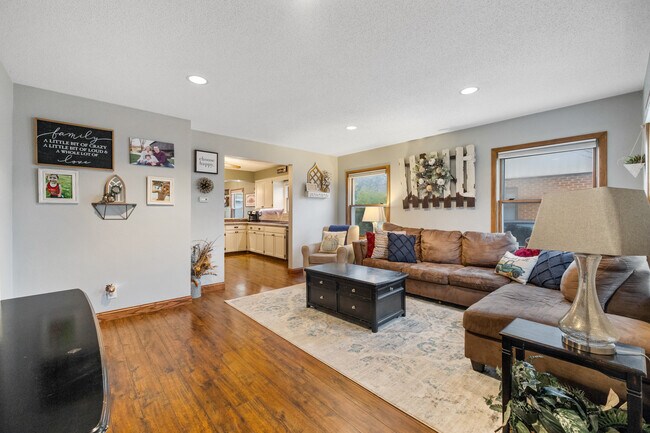 Living Room - 633 Midland Ave