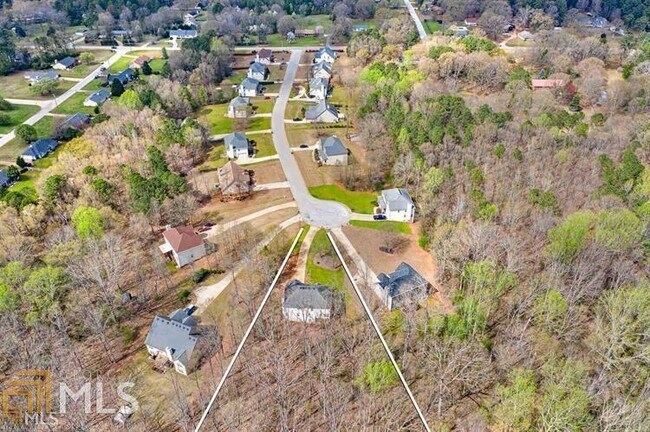 Building Photo - 100 Lightwood Dr