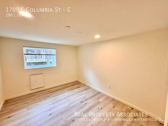Foto del edificio - 1709 E Columbia St