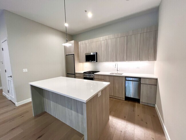 Foto del edificio - 3757 N Sheffield Ave